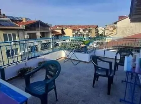 Family House Apartment Primorsko